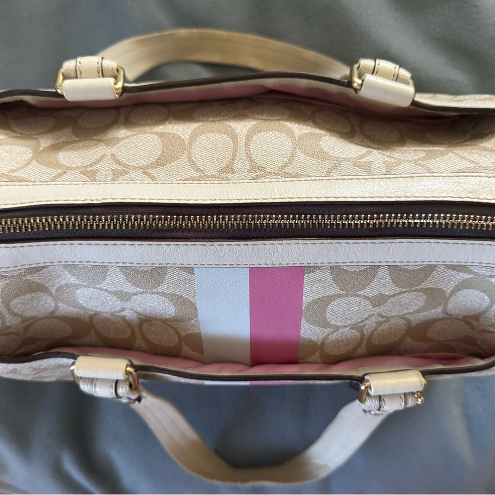 Coach Beige and Pink Signature Satchel - Picture 6 of 14